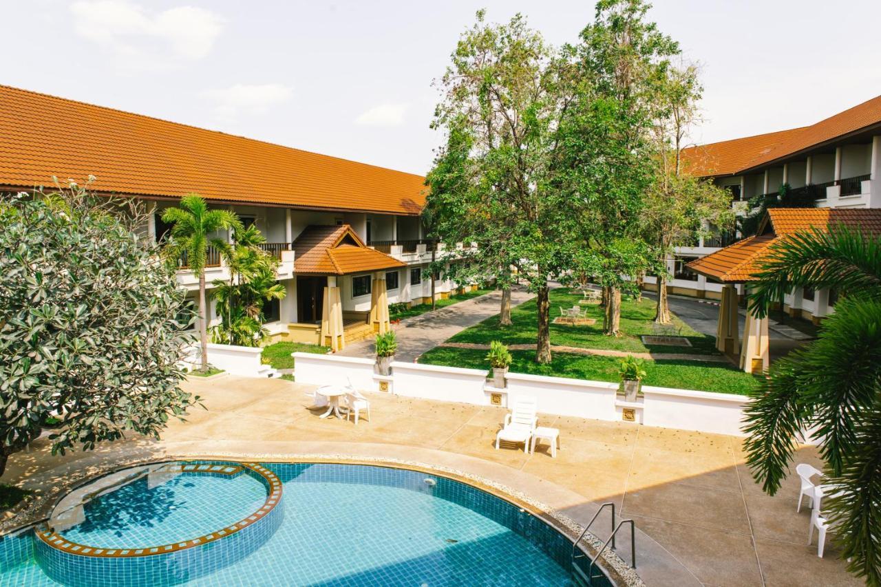 President Hotel Udonthani Экстерьер фото