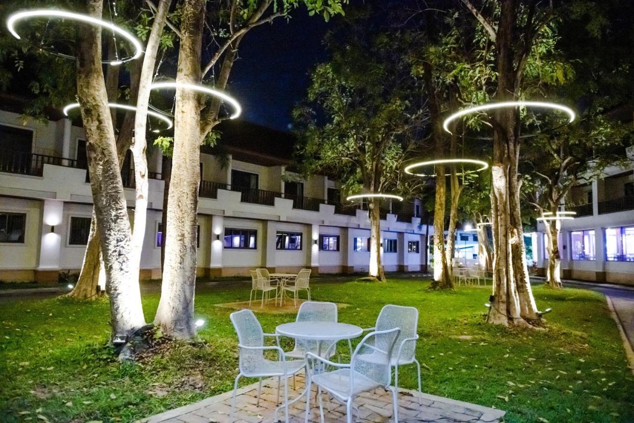 President Hotel Udonthani Экстерьер фото