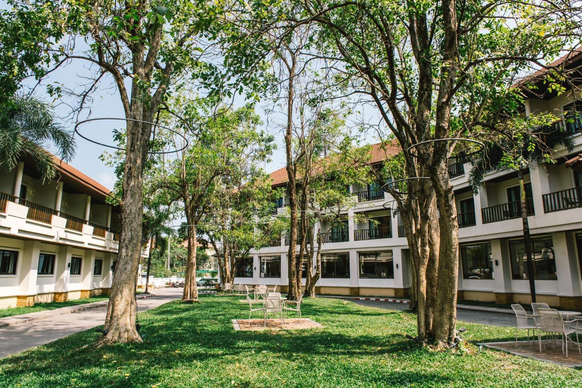 President Hotel Udonthani Экстерьер фото