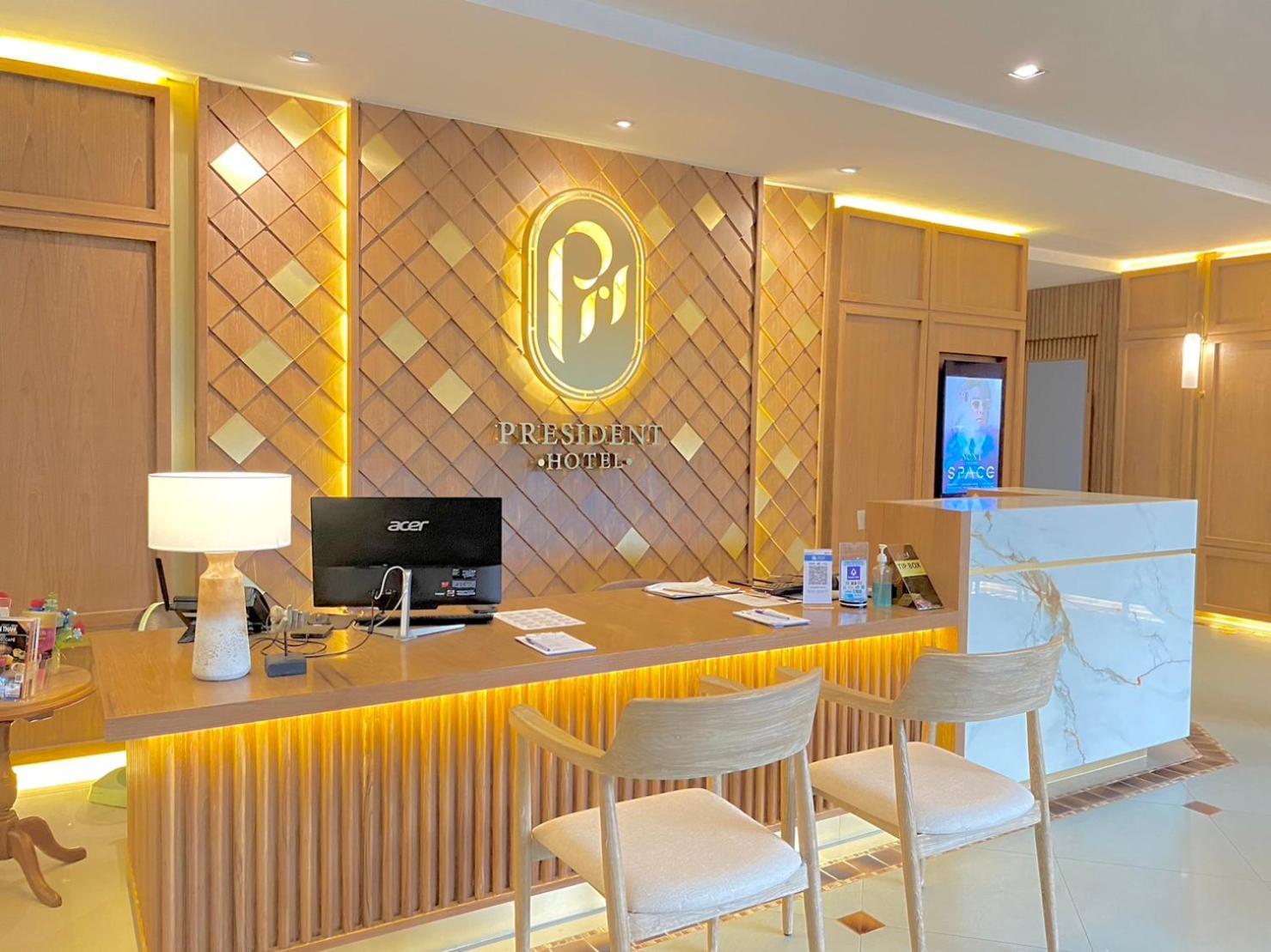 President Hotel Udonthani Экстерьер фото